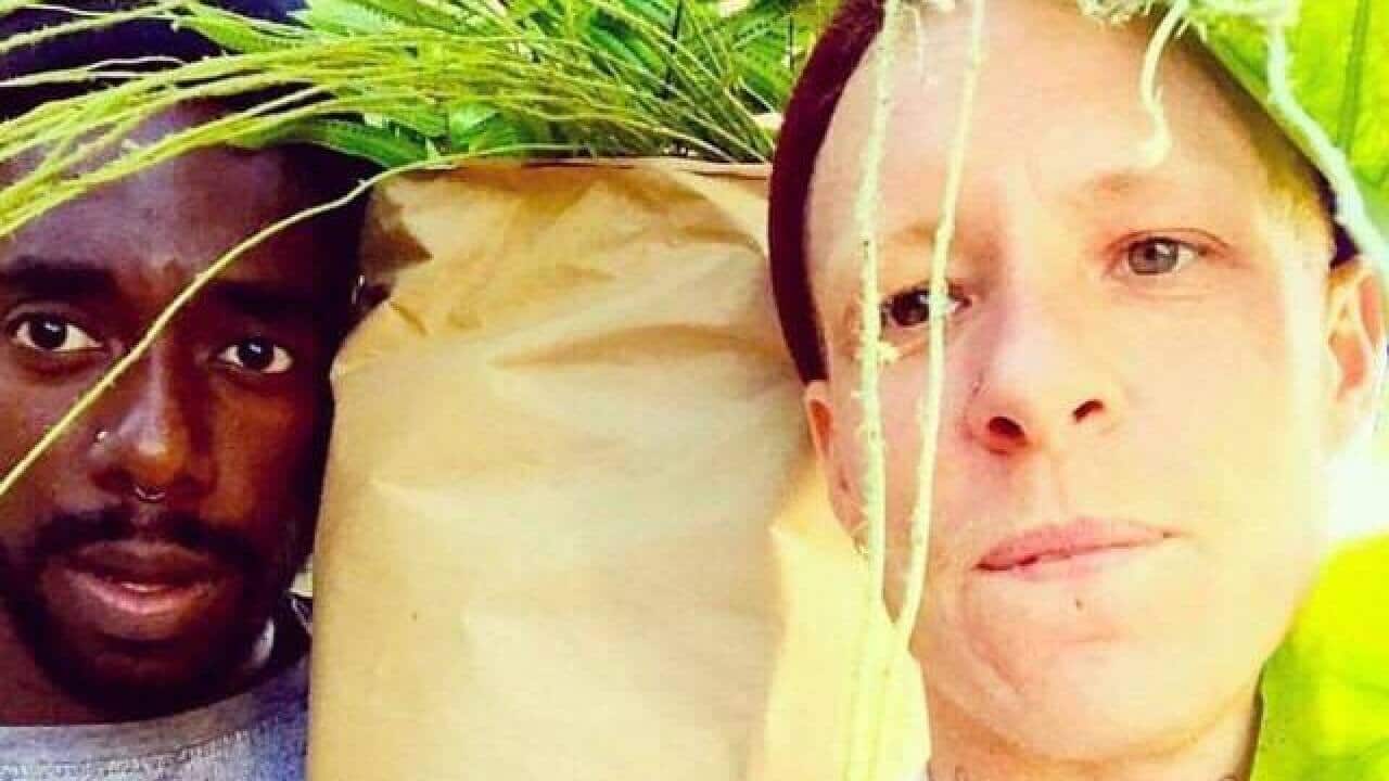 Spencer, seahorse dad,