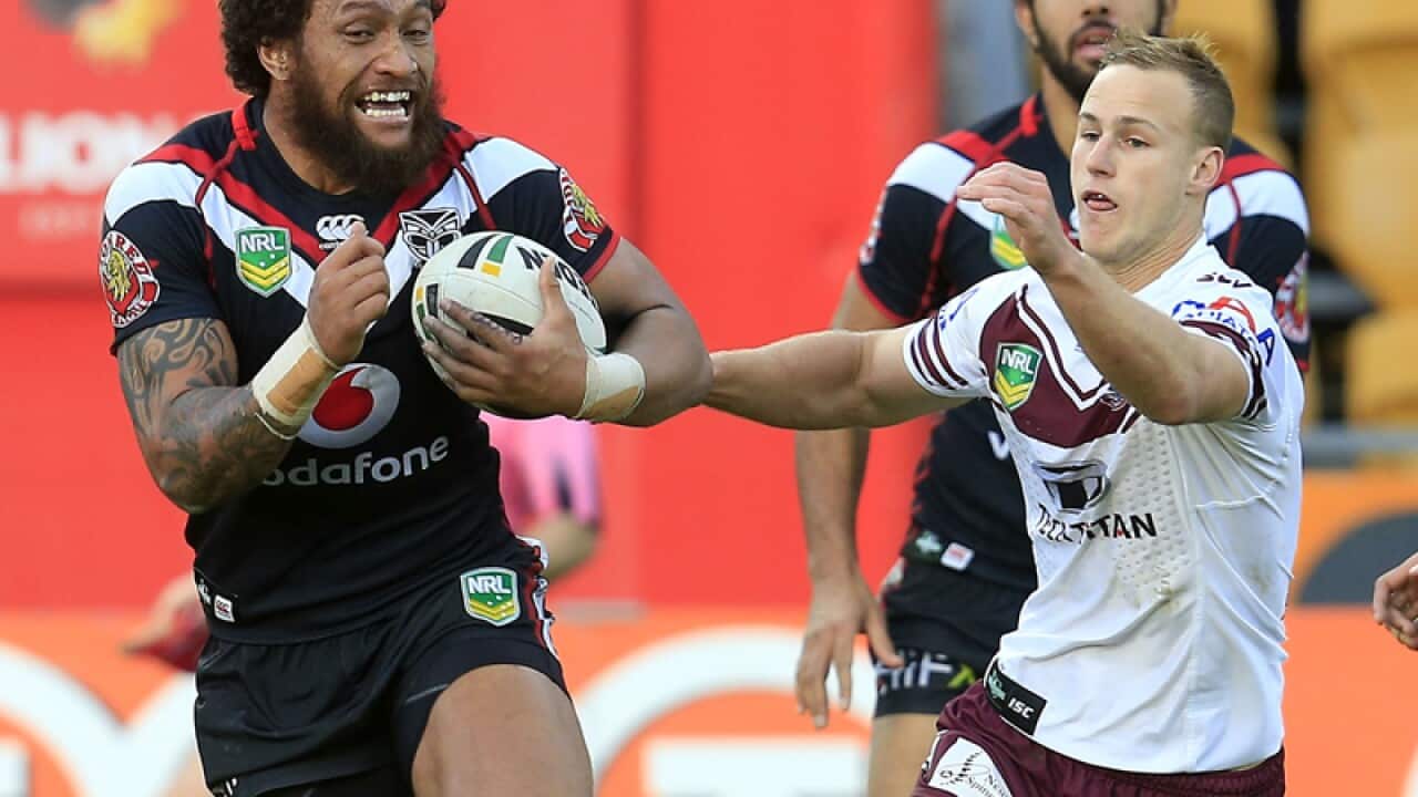 Elliott sticks with unchanged line-up