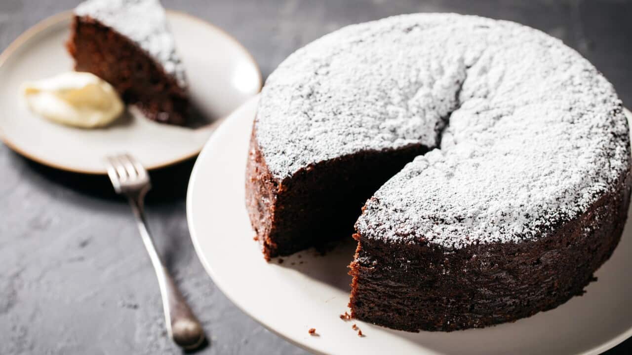 Simple orange chocolate cake