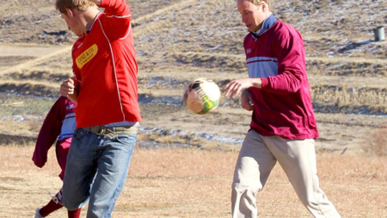 princes_william_harry_100618_B_getty_1459427020