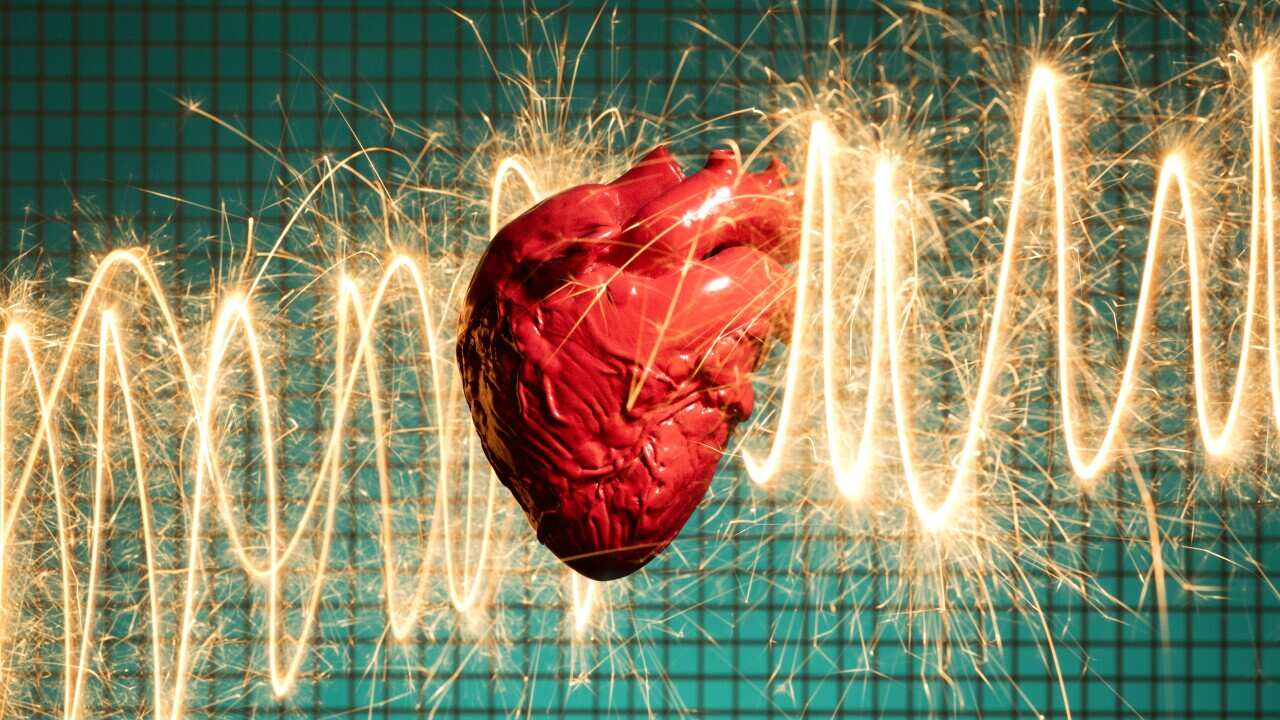 Human heart and electrical energy