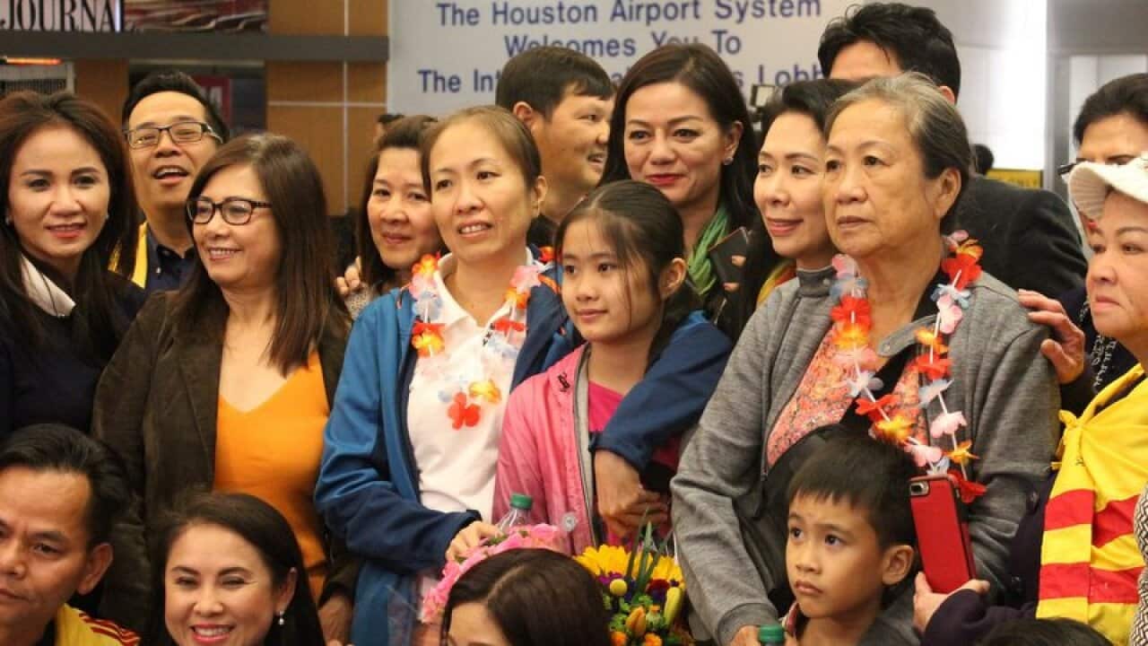 Mẹ Nấm Nguyễn Ngọc Như Quỳnh và gia đình tại phi trường Houston Hoa Kỳ 18/0/2018