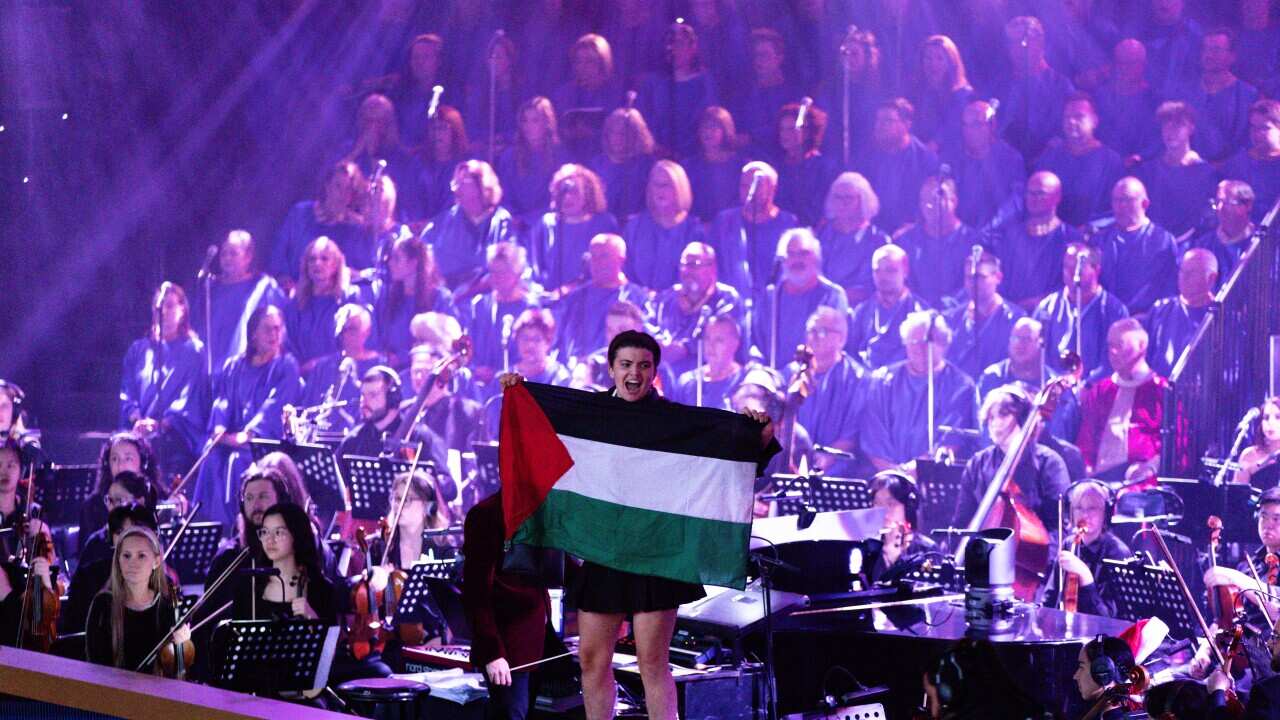 CAROLS BY CANDLELIGHT