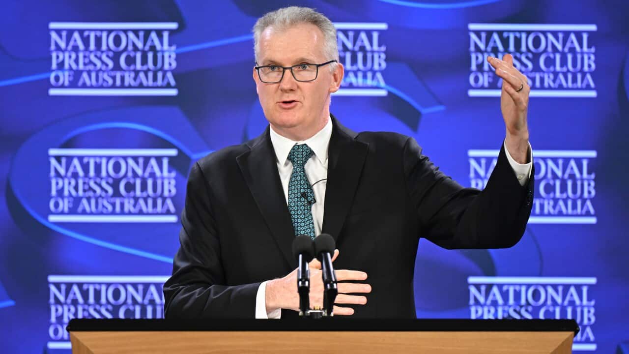 TONY BURKE PRESS CLUB