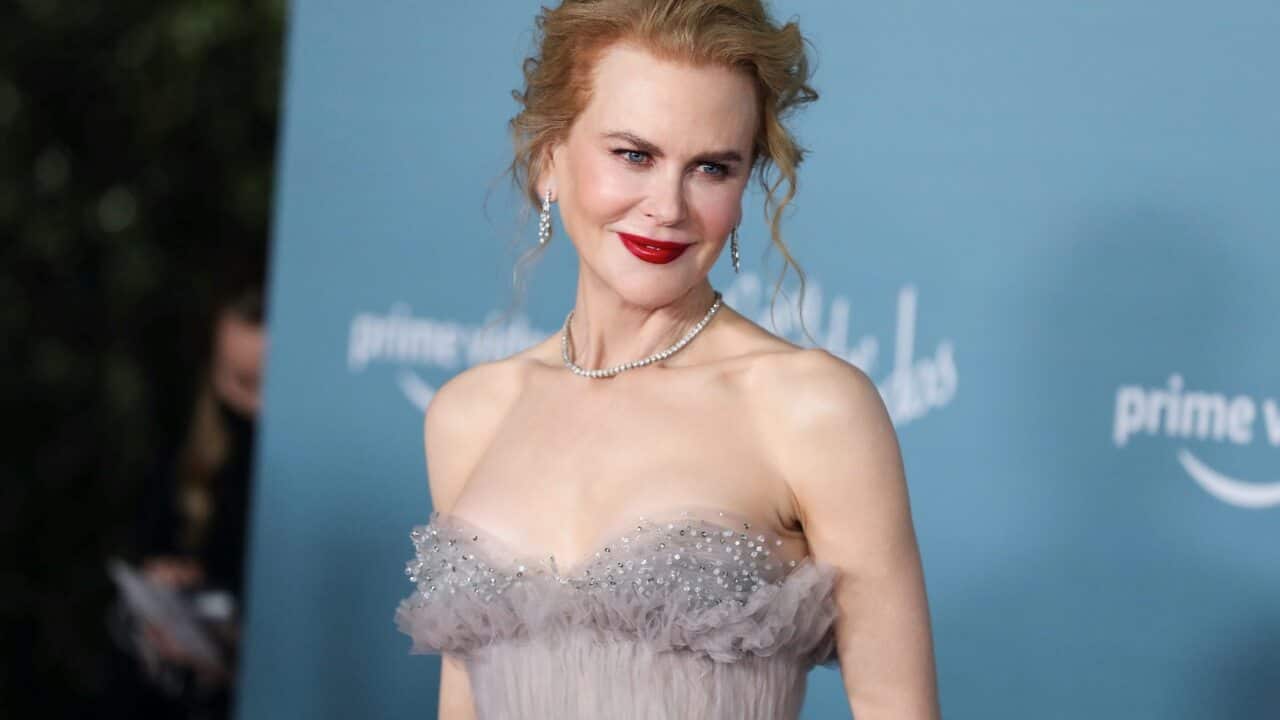 Nicole Kidman says she was suffering from depression and felt like she was "not in her own body" while playing the role of writer Virginia Woolf.