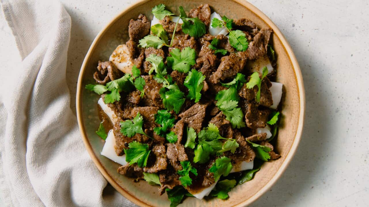 Black pepper beef with rice noodles