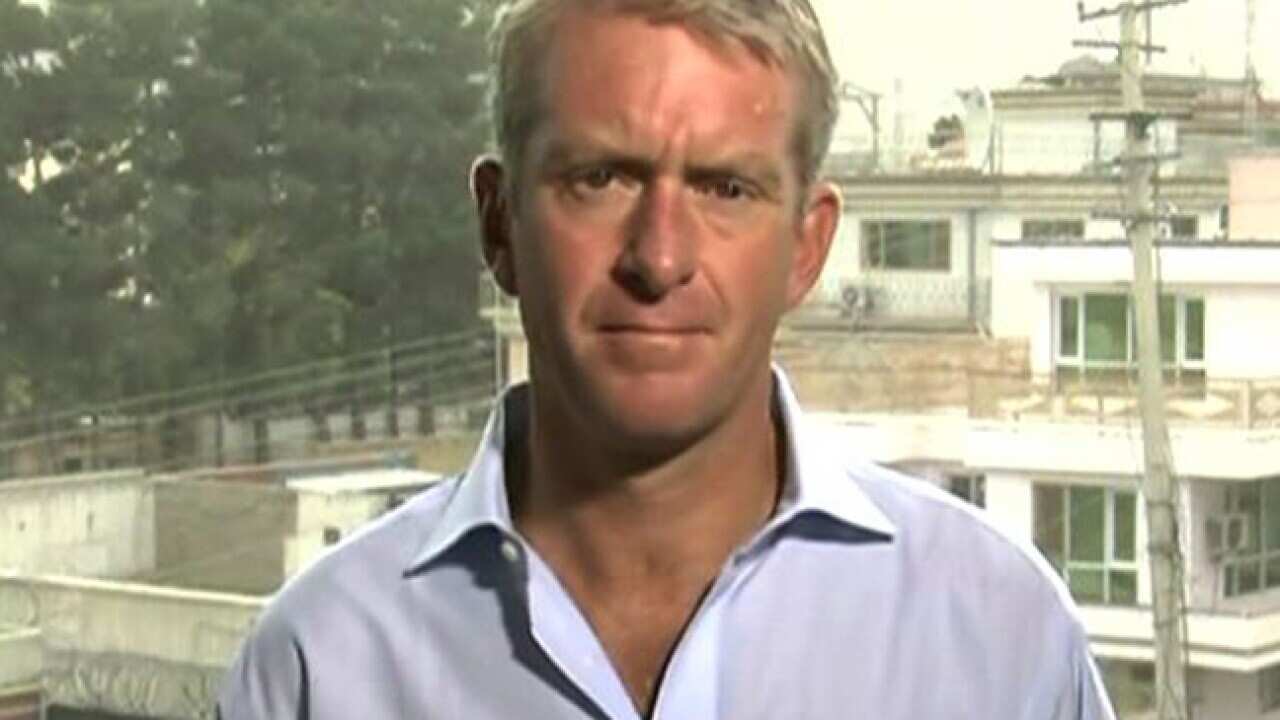 NIC_ROBERTSON_b_IV_675219026