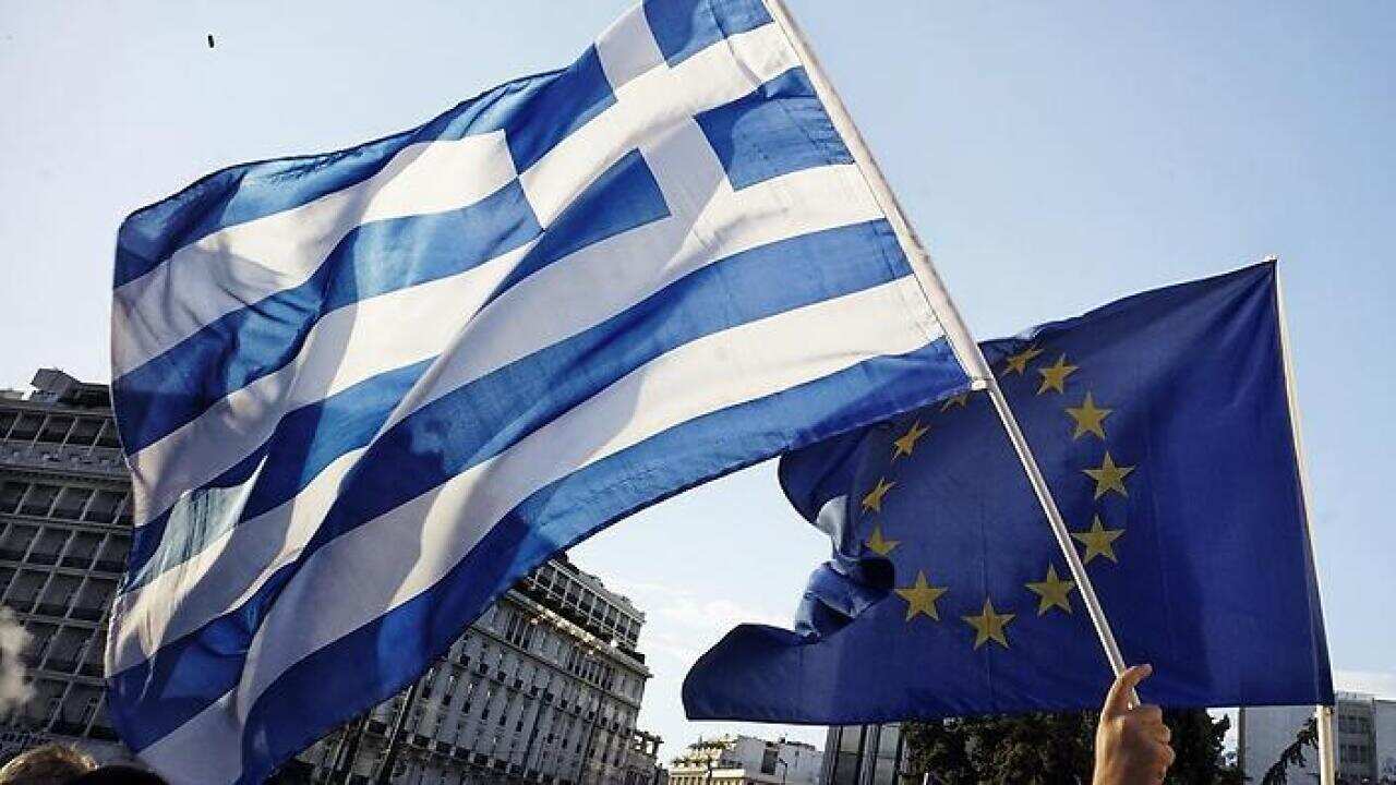 Pro-Euro protesters take part in a rally in front of the Parliament on June 22. 2015 in Athens, Greece. (Milos Bicanski/Getty Images)