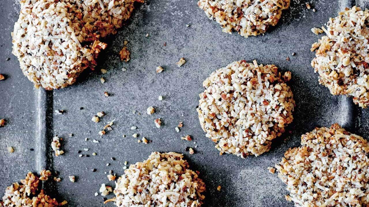 Toasted almond, coconut & chia cookies