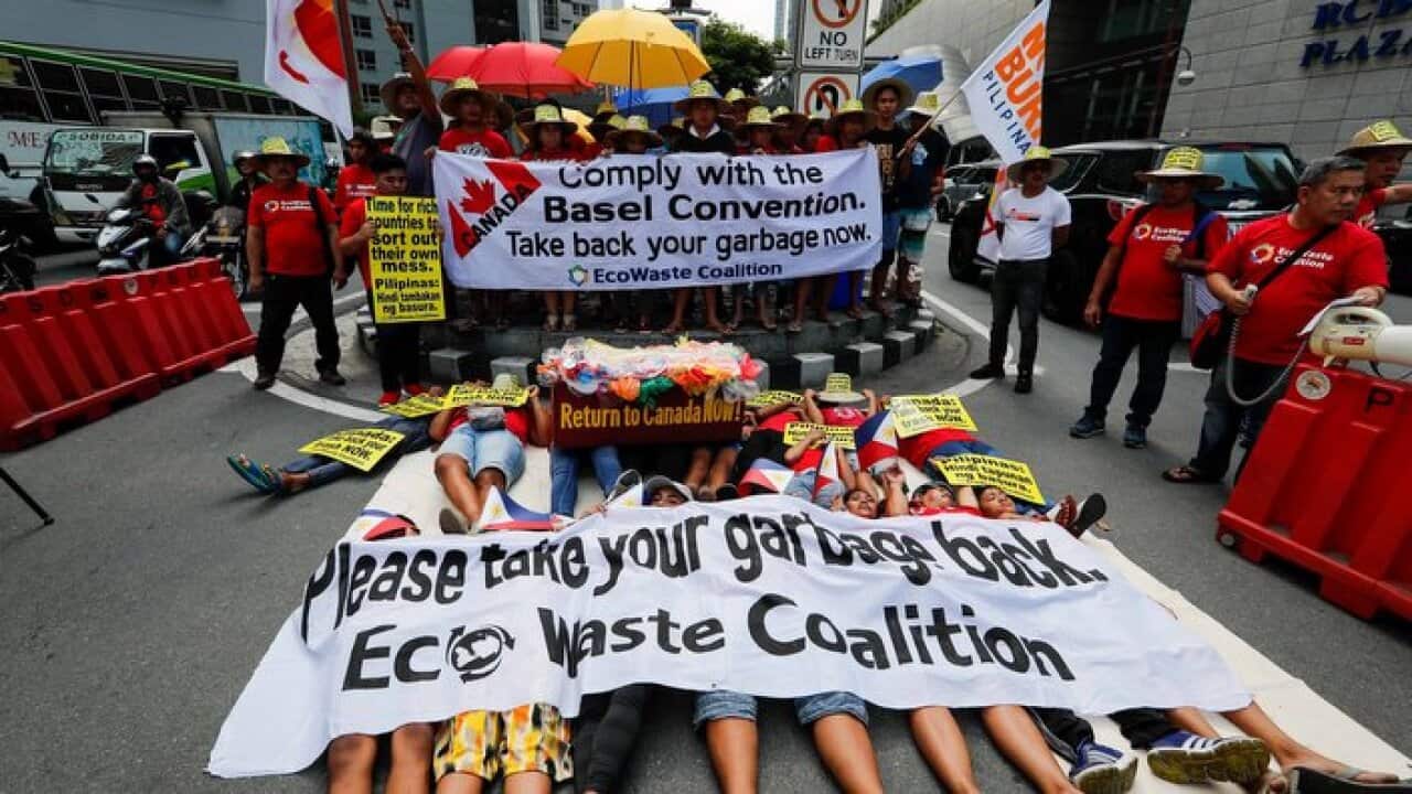 The protest, led by the Eco Waste Coalition group, demanded the return of Canada's overstaying waste in the country.