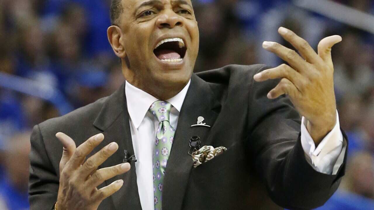 NBA coach Lionel Hollins