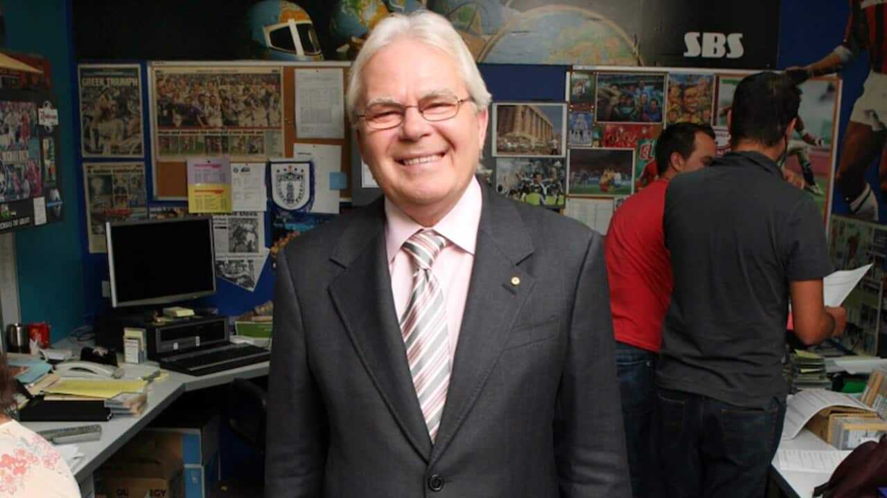 Les Murray used his public profile and his own story as a refugee to raise awareness of and promote refugee rights.