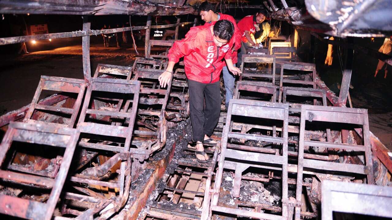 Pakistan crash between bus and oil tanker claims scores of lives.