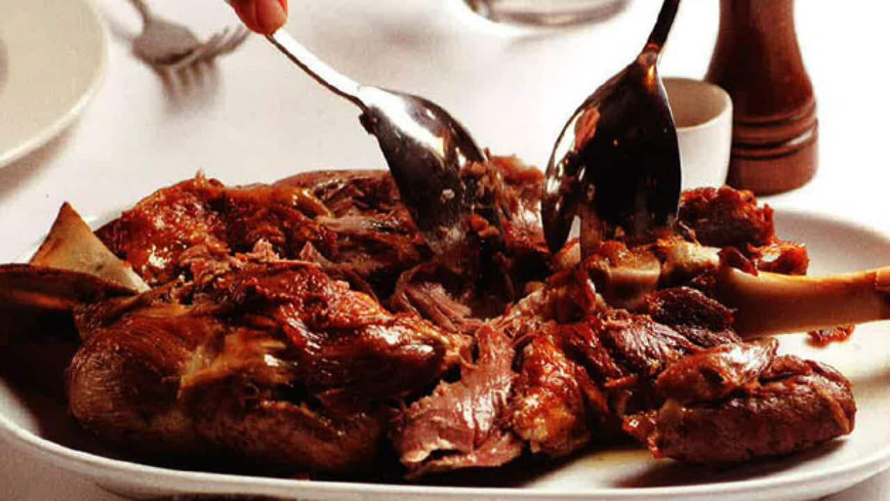 20120630_70_Spanish-Slow-cooked-lamb-shoulder_image_1593195738
