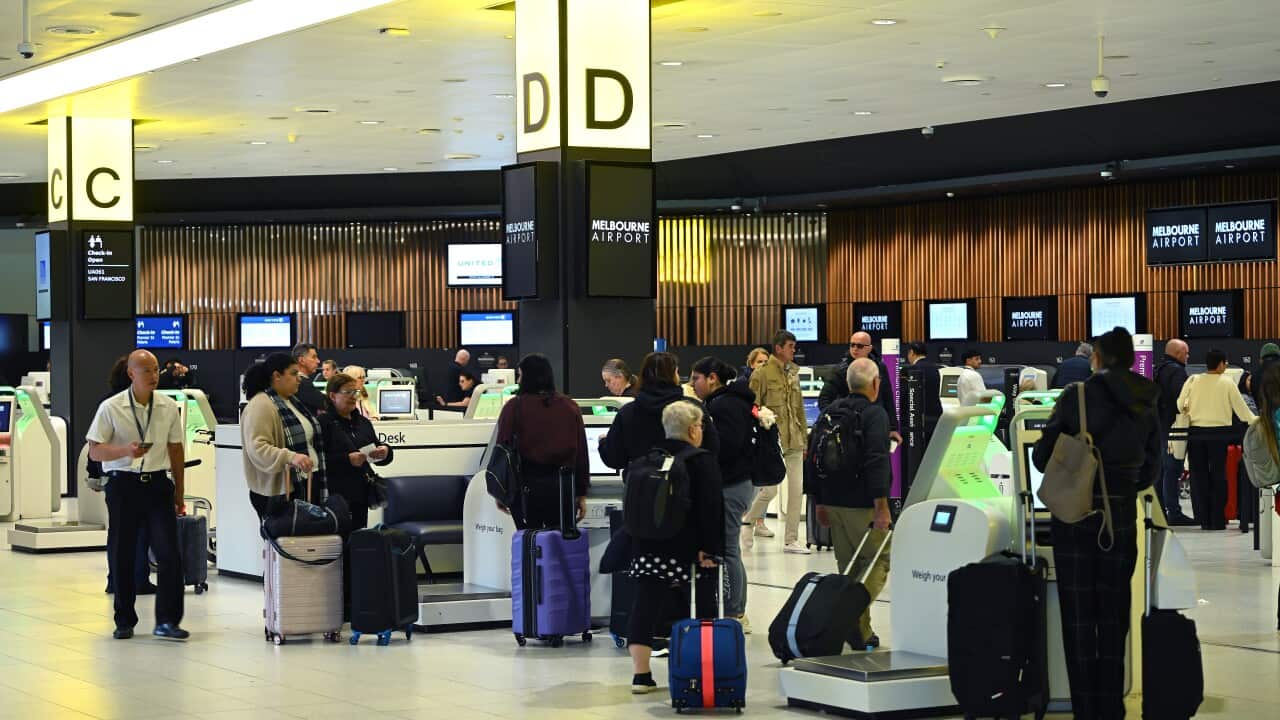 ABS OVERSEAS ARRIVALS DEPARTURES STOCK