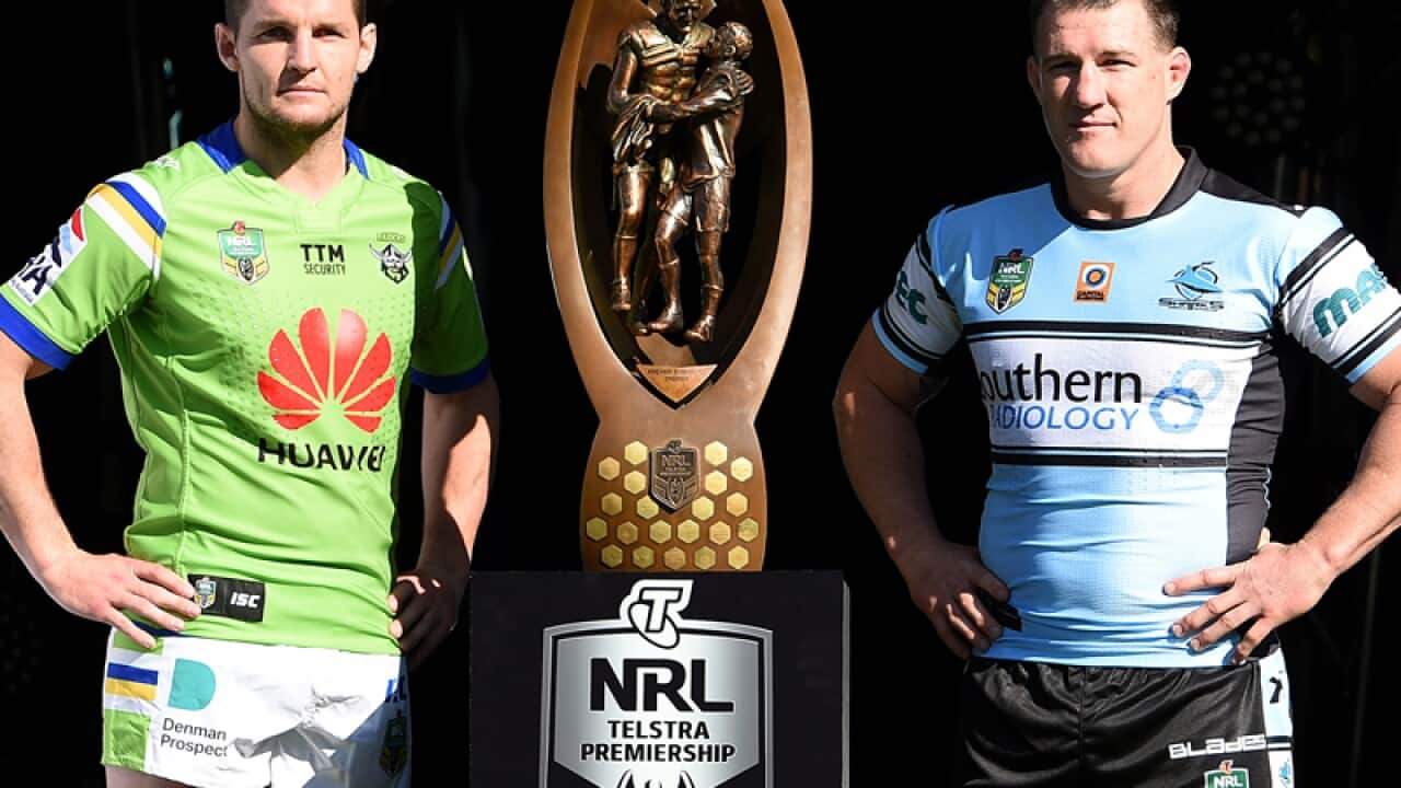 Cronulla Sharks captain Paul Gallen (L)