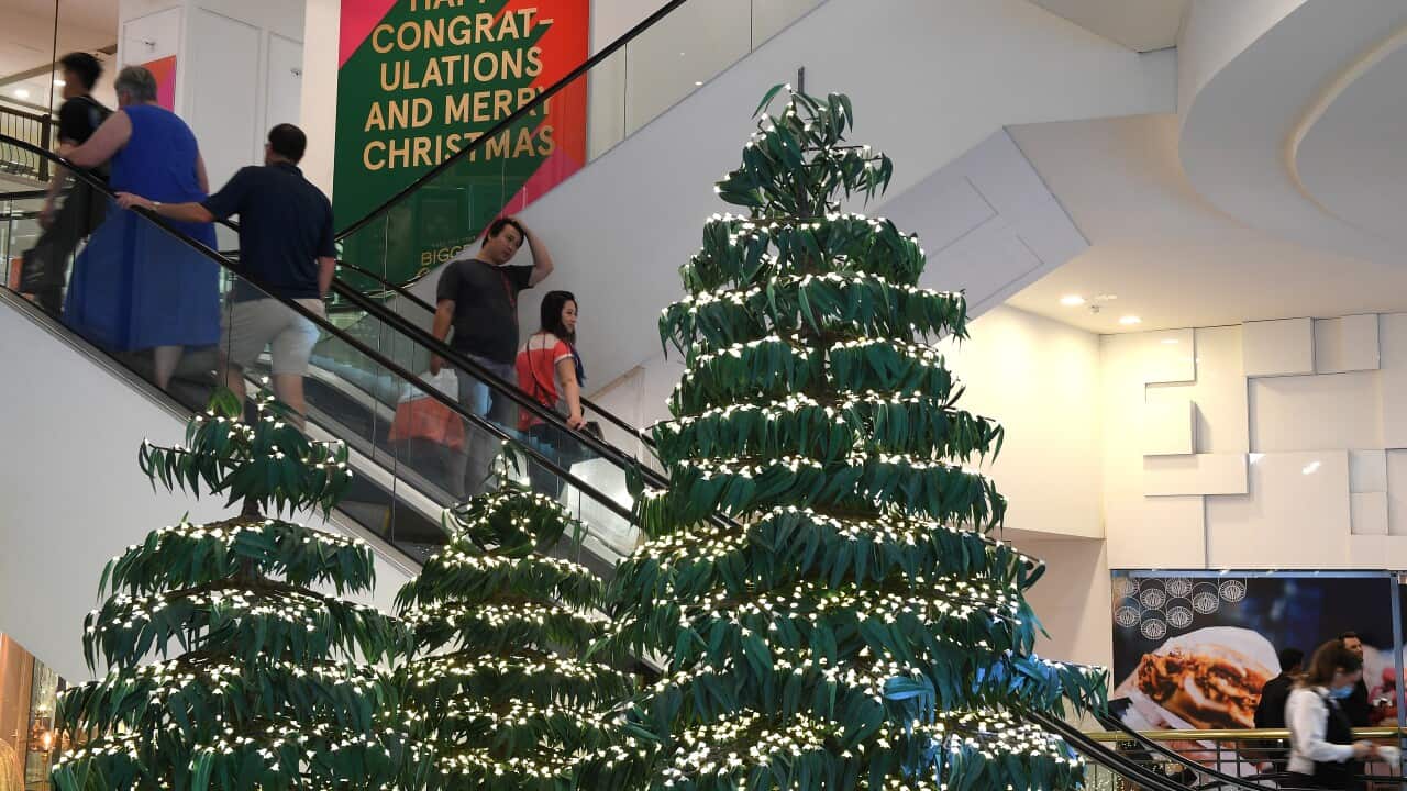 People in a shopping centre