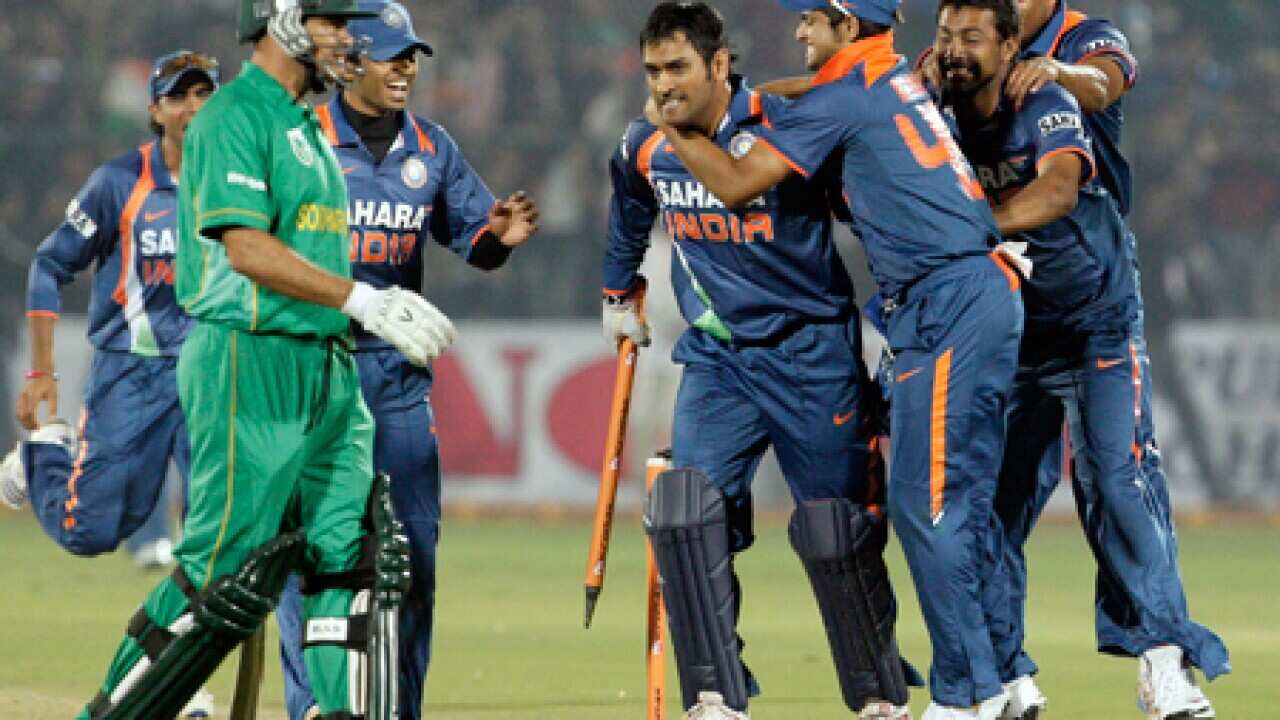 india_cricket_safrica_L_100222-aap_926484080