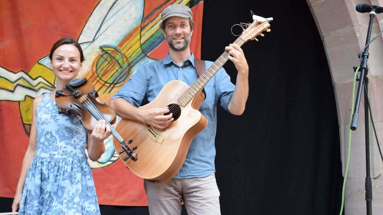 Two Aussie musicians in Germany