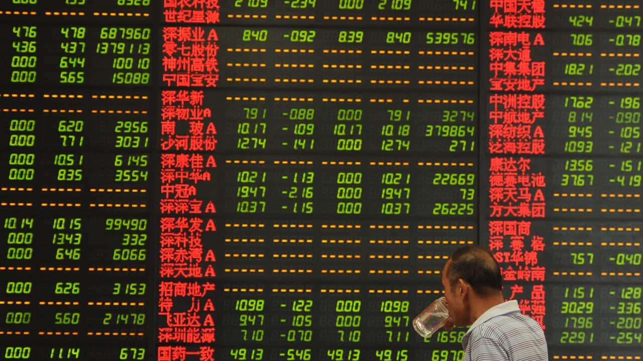 A stock investor in a brokerage house in Fuyang in central China's Anhui province, 08 July 2015. (EPA/AN MING CHINA OUT)