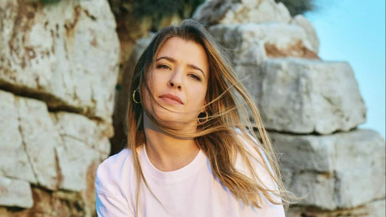 Ιουλία Καραπατάκη.jfif