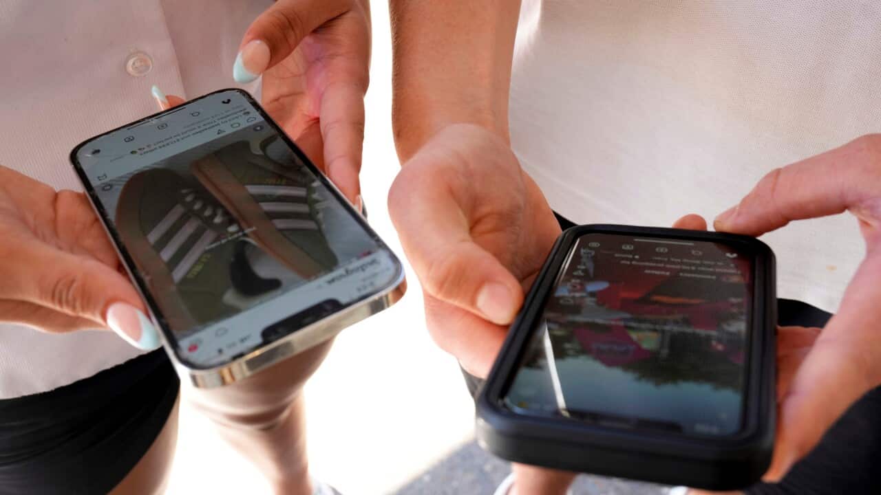 French lawmakers vote in favor of banning social media for under-15s French lawmakers vote in favor of banning social media for under-15s