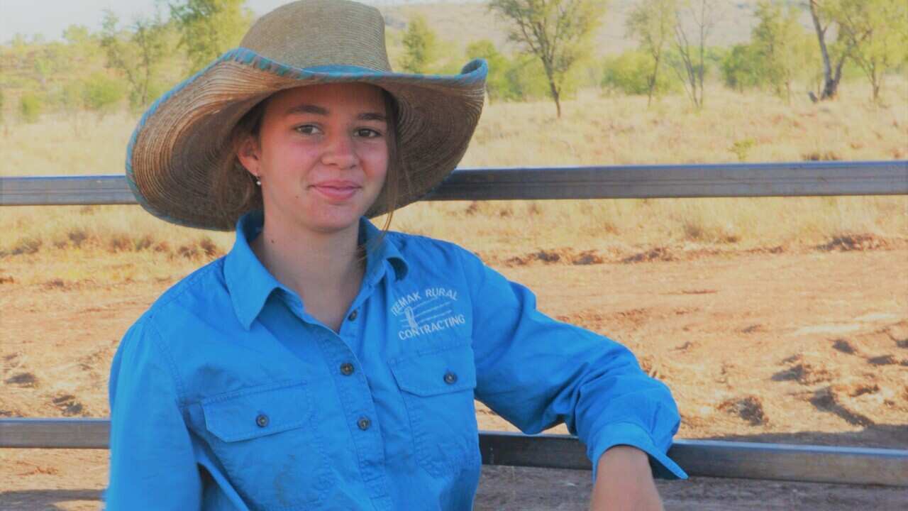 Queensland Premier Annastacia Palaszczuk made the announcement while meeting with stakeholders to discuss tackling cyberbullying after Dolly Everett's death.
