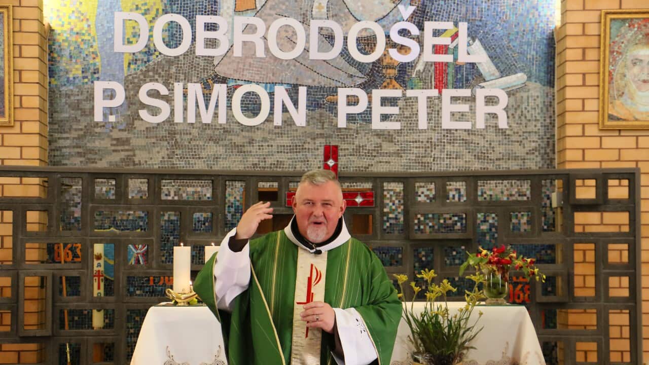 p. Simon Peter Berlec during his first mass in Kew