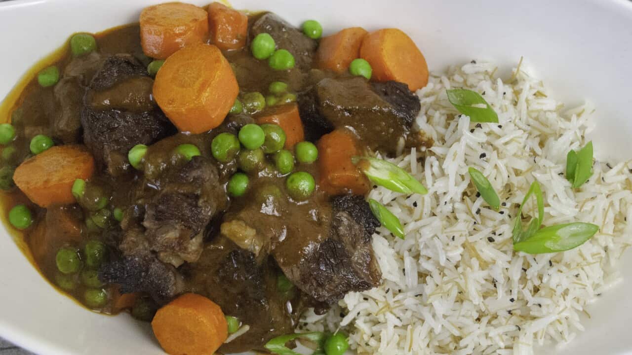 Stew with vermicelli rice