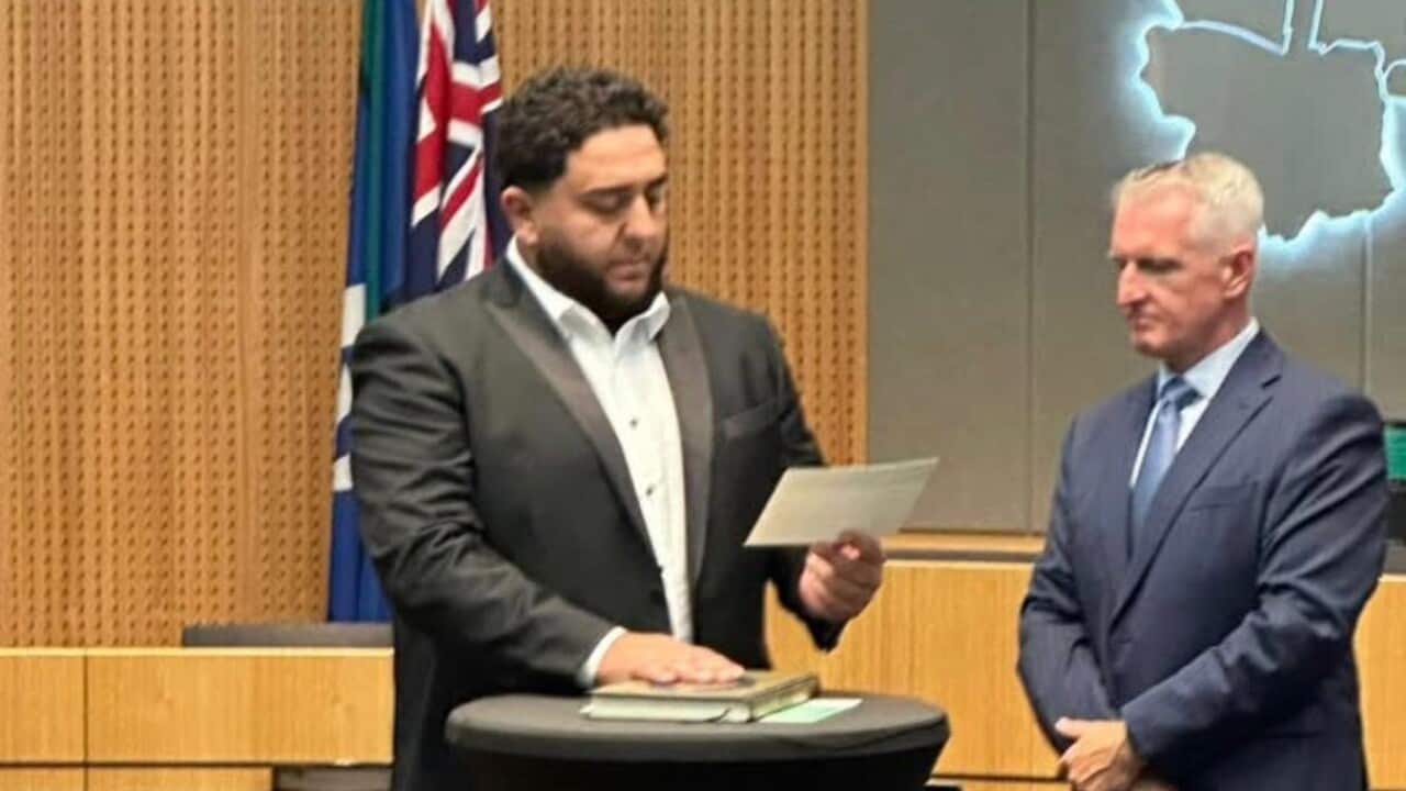 Hadi SAleh pledge as Counciler 1.jpeg