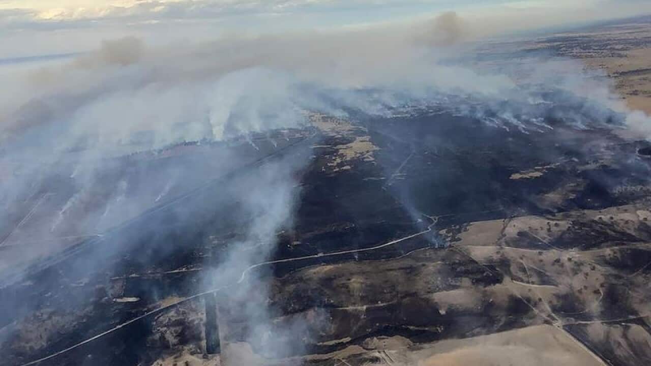 A bushfire threat to the SA town of Lucindale has eased.