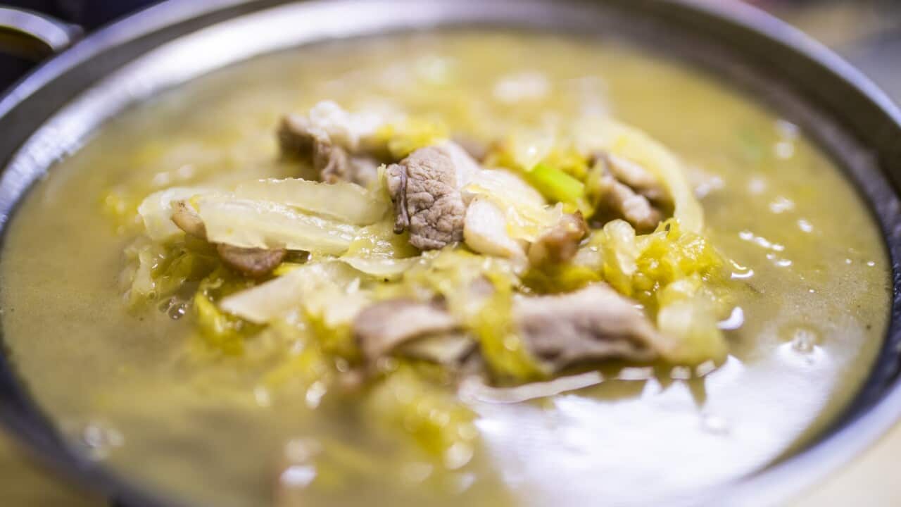 Stewed pork with pickled cabbage