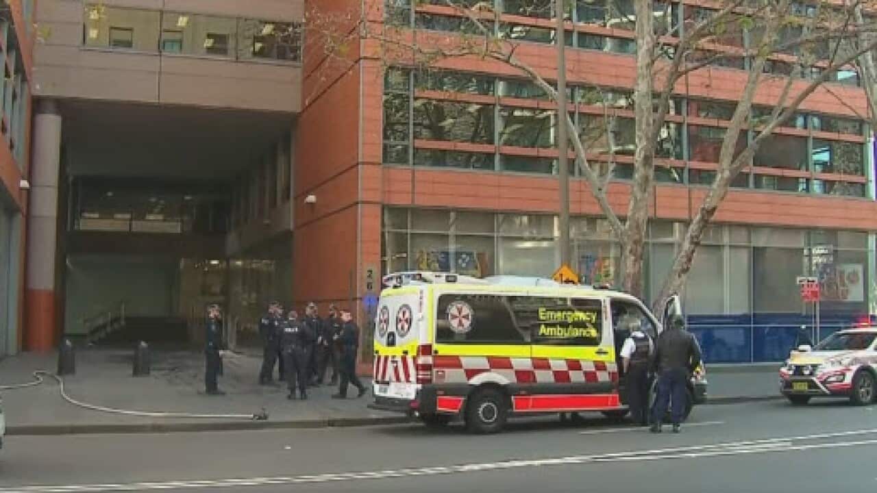 Man sets himself alight