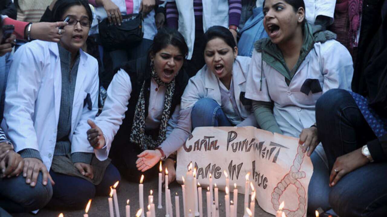 india_rape_protest_getty_201212_382149858