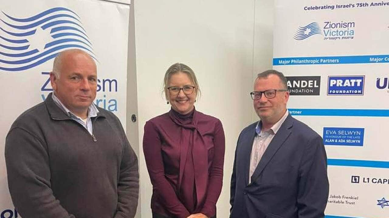 Yossi Goldfarb with Jacinta Allan.jpg