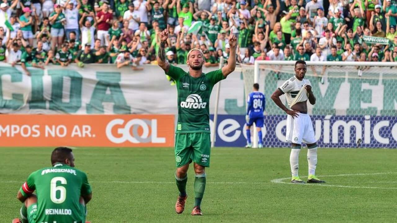 Arthur Caike of Chapecoense celebrates victory against Coritiba in the Cond Arena for the Brazilian championship A 2017