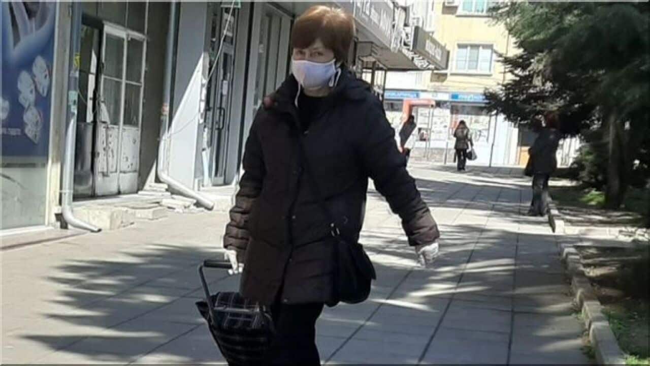 Идва ли края на задължителното носене на маски?