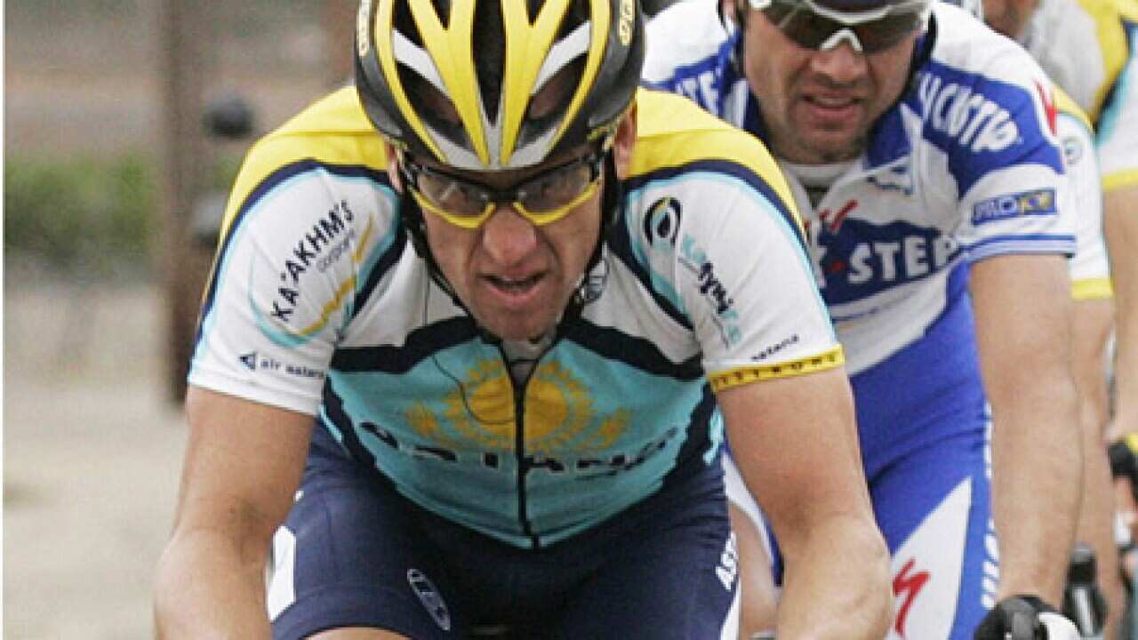 lance_armstrong_0303_B_aap_819534001