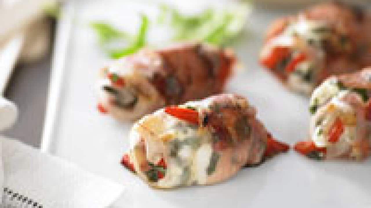 Prosciutto, goat's cheese and capsicum parcels