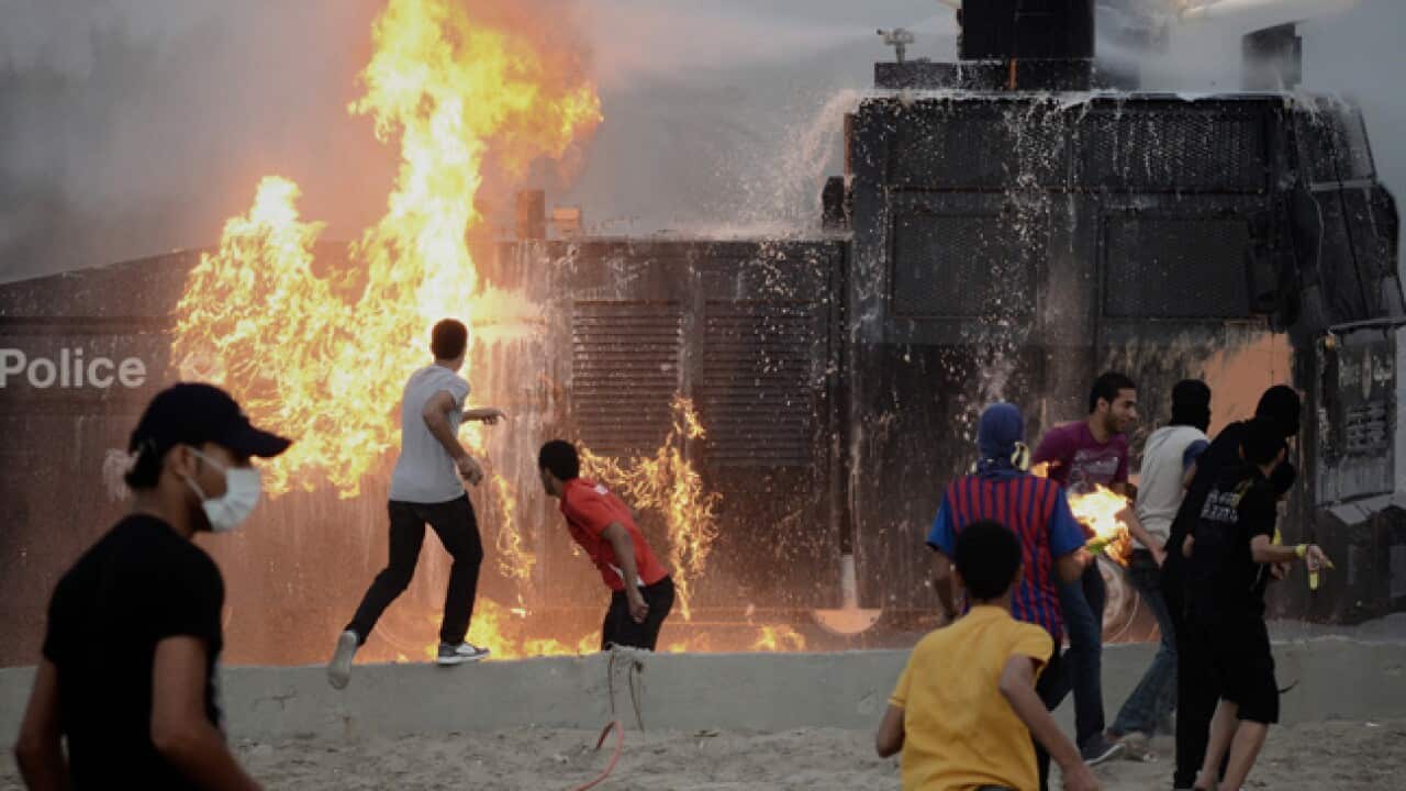 bahrain-protest_b_120412_getty_2020781664