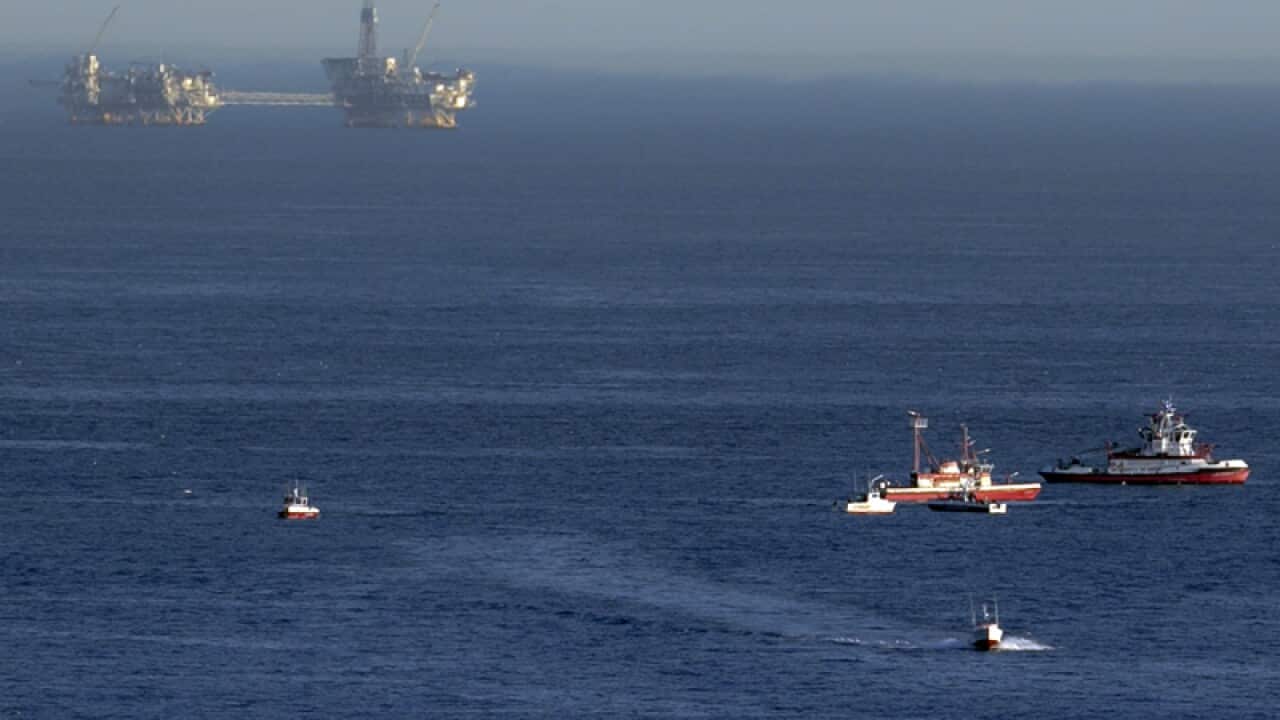 Rescue boats search for wreckage from two small plane