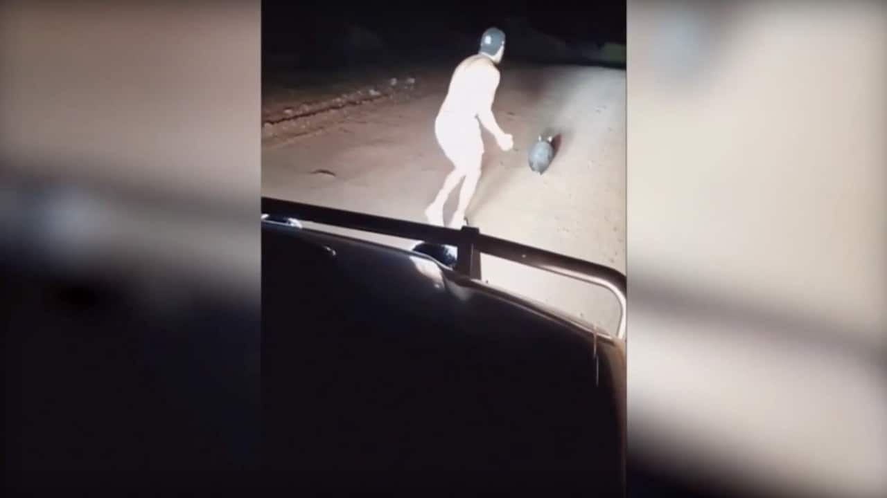 Traditional elders say the Aboriginal off-duty officer is a traditional man who has been practicing his "traditional cultural" of hunting since he was young.