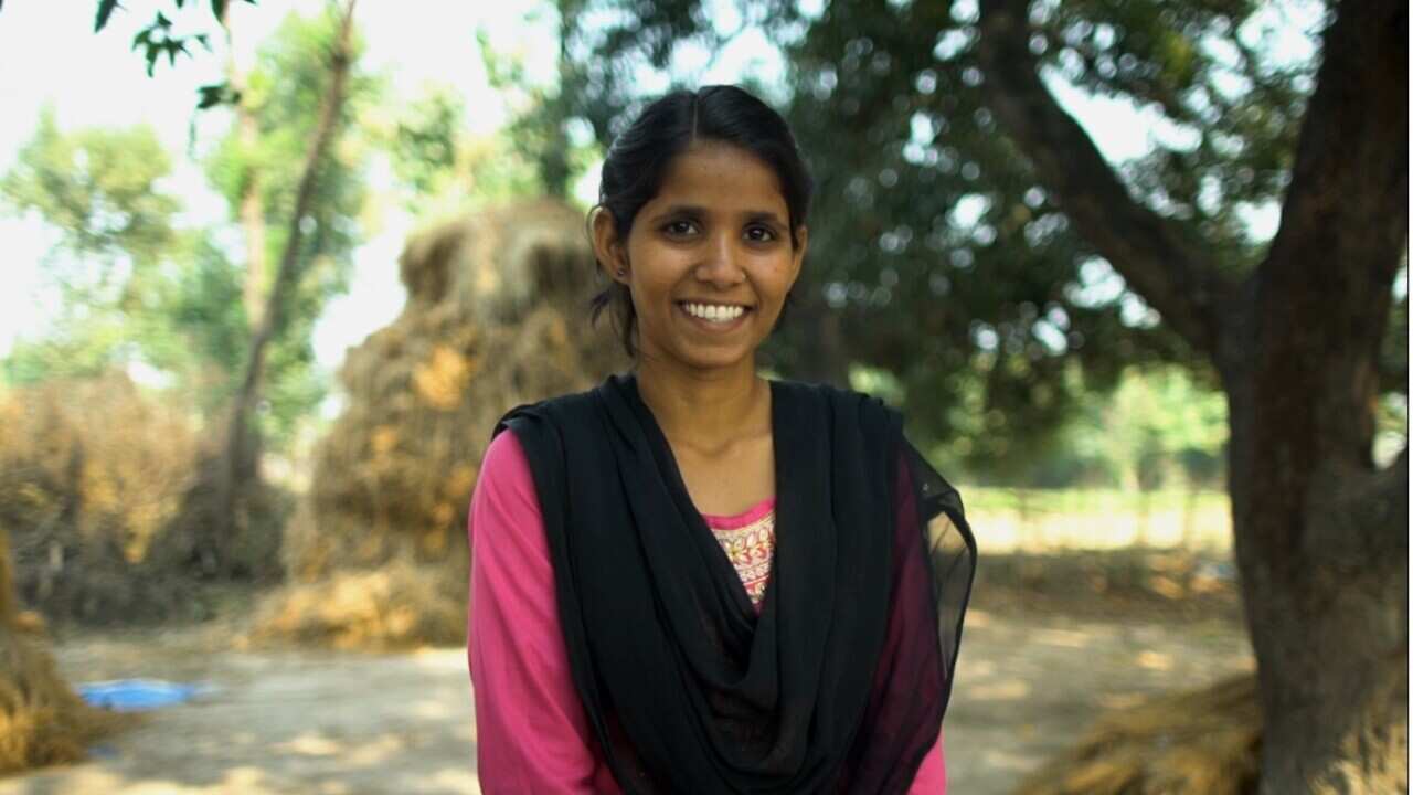 Gita Yadav Smart phones