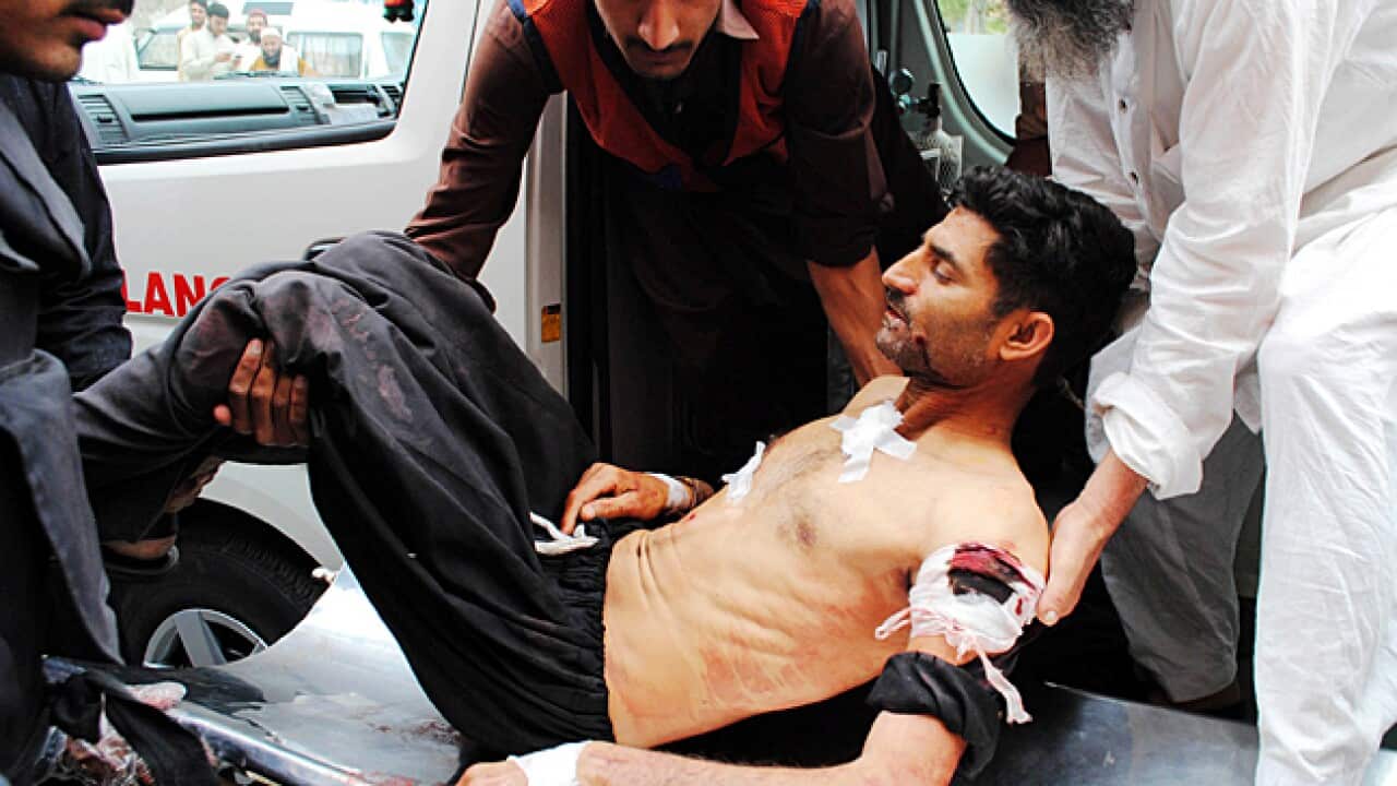 pakistan_bombing_110513_aap_837459708