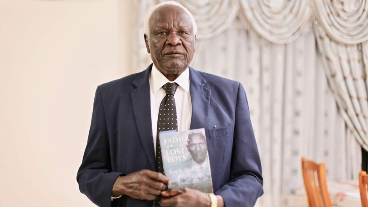 Educator Ajang Alaak