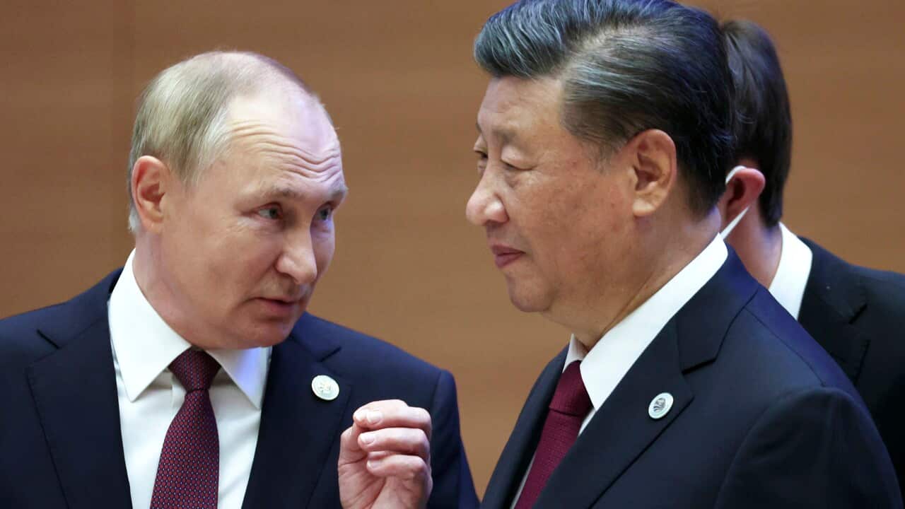 Vladimir Putin speaks to Xi Jinping