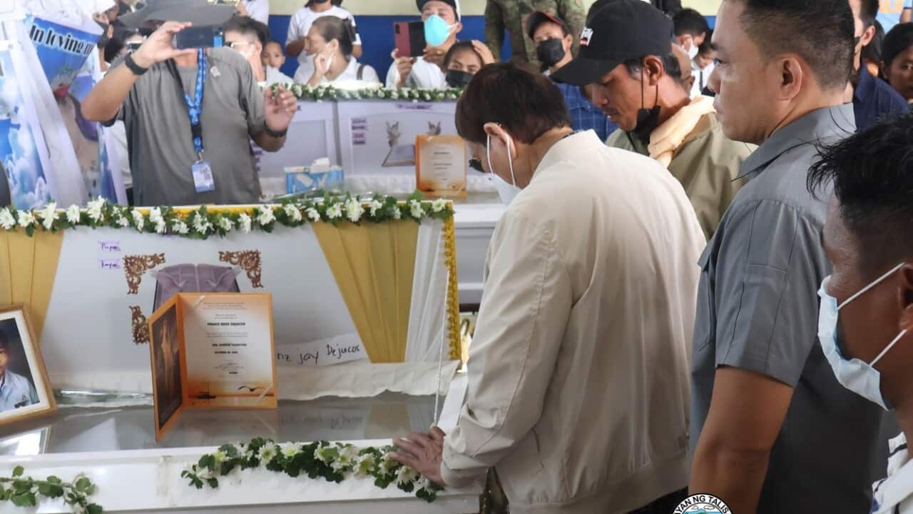 Talisay Batangas Mayor Nestor D Natanauan.jpg