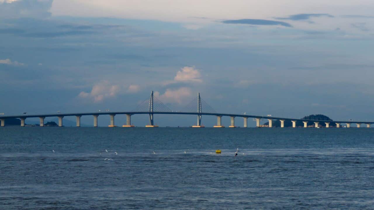 West_section_of_Hong_Kong-Zhuhai-Macau_Bridge_(20180902174105).jpg