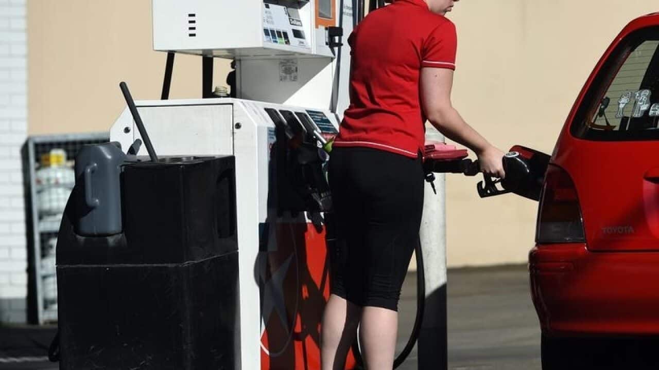 ACCC urges drivers to swap petrol stations.