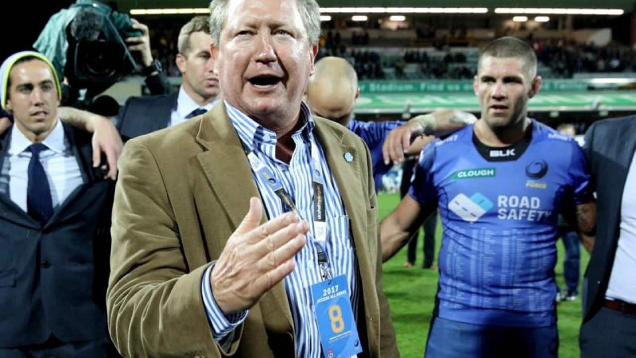 Andrew Forrest talks to Western Force players.